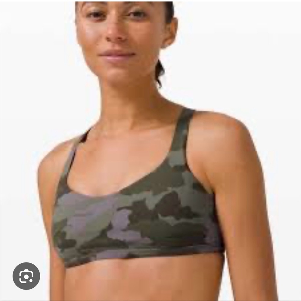 lululemon athletica Camo free to be wild bra size 6